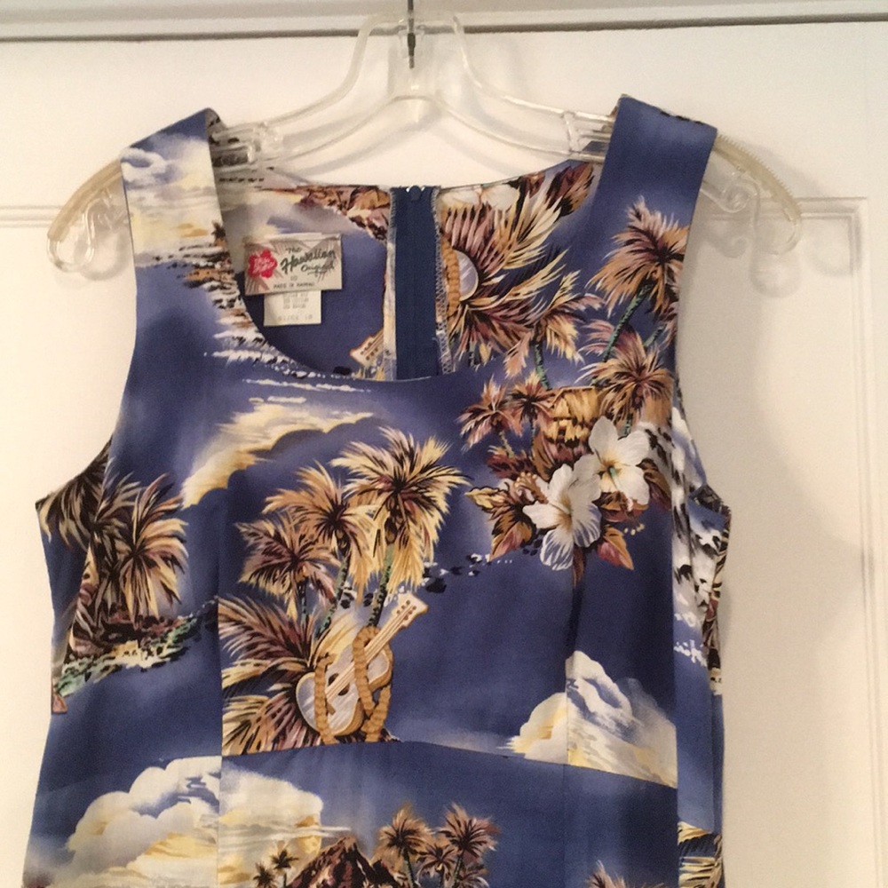 Dress - Picture 3 of 7